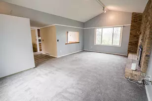 110145 Olin Ct, Chaska, MN 55318 - Photo 8