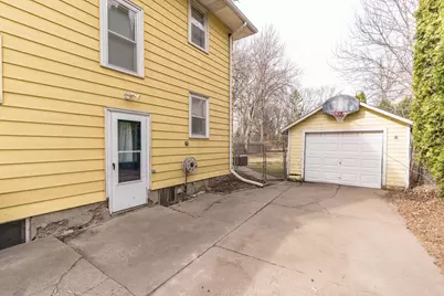 837 N Union Avenue, Fergus Falls, MN 56537 - Photo 4