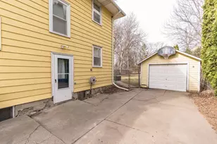 837 N Union Ave, Fergus Falls, MN 56537 - Photo 4