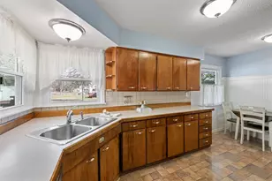 15 E 68th St, Richfield, MN 55423 - Photo 8