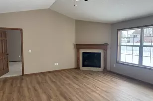 1407 S 2nd St, Princeton, MN 55371 - Photo 4