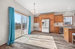 7000 Jenks Dr, Rockford, MN 55373 - Photo 6