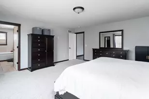 3677 Edgerton St, Vadnais Heights, MN 55127 - Photo 16