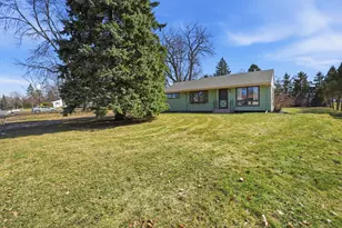 2450 Martin Way, White Bear Lake, MN 55110 - Photo 32