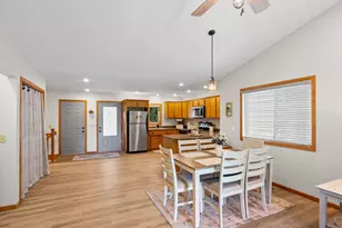613 Temple St, Alexandria, MN 56308 - Photo 8