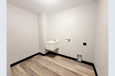 805 11th Street SE, Waseca, MN 56093 - Photo 12