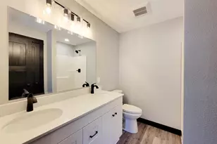 805 11th St SE, Waseca, MN 56093 - Photo 20