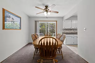 2055 Edgewood Dr, Owatonna, MN 55060 - Photo 10