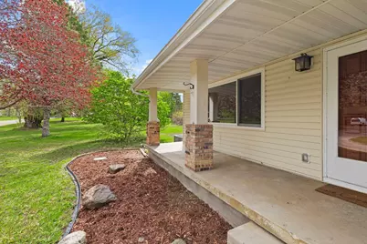 2055 Edgewood Drive, Owatonna, MN 55060 - Photo 6