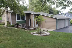 12924 16th Ave S, Burnsville, MN 55337 - Photo 2