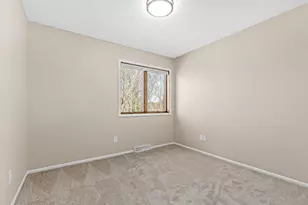 201 Lilac Ln, Shoreview, MN 55126 - Photo 20