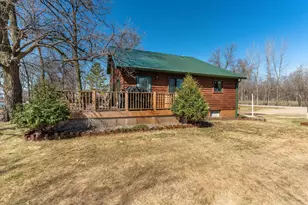 43260 Round Lake Dr, Ottertail, MN 56571 - Photo 10