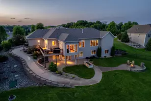 23555 Saddle Ridge Dr, Rogers, MN 55374 - Photo 4