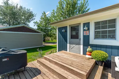 707 Lake Shore Drive, Battle Lake, MN 56515 - Photo 38