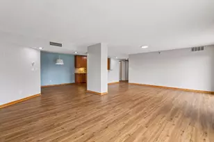 1225 Lasalle Ave, Minneapolis, MN 55403 - Photo 8