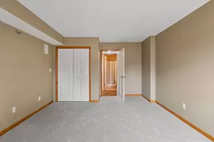 1225 Lasalle Ave, Minneapolis, MN 55403 - Photo 22