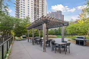 1225 Lasalle Ave, Minneapolis, MN 55403 - Photo 30