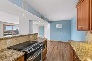 1225 Lasalle Ave, Minneapolis, MN 55403 - Photo 14