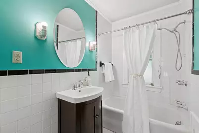 950 Hawthorne Avenue E, Saint Paul, MN 55106 - Photo 6