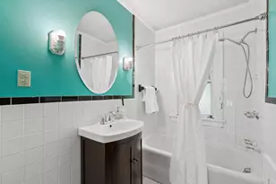 950 Hawthorne Ave E, Saint Paul, MN 55106 - Photo 6