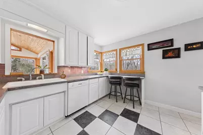 6466 Stillwater Boulevard N, Oakdale, MN 55128 - Photo 12