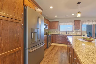 211 Century Lane, Silver Lake, MN 55381 - Photo 6