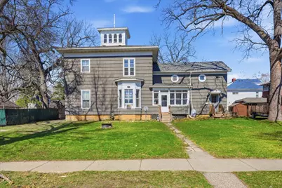 315 E Maple Street, River Falls, WI 54022 - Photo 1