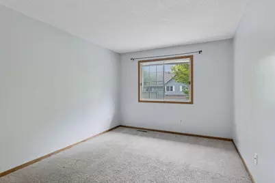 2600 Lockwood Drive, Mendota Heights, MN 55120 - Photo 24