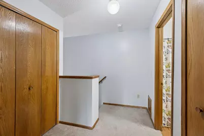 2600 Lockwood Drive, Mendota Heights, MN 55120 - Photo 18