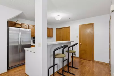 2600 Lockwood Drive, Mendota Heights, MN 55120 - Photo 14