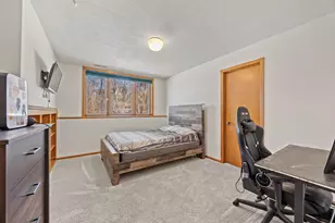 2457 Dianna Ln, Little Canada, MN 55117 - Photo 34