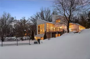 2457 Dianna Ln, Little Canada, MN 55117 - Photo 2