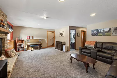 1564 Knoll Drive, Shoreview, MN 55126 - Photo 14