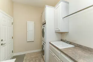 914 Somerby Pkwy NE, Byron, MN 55920 - Photo 18