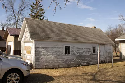 406 Balmoral Avenue, Henning, MN 56551 - Photo 6