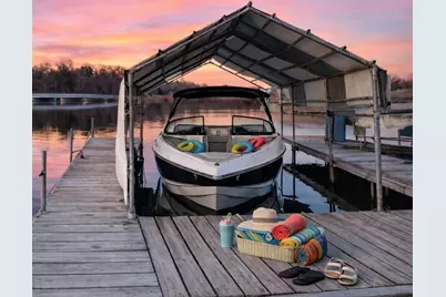 19900 Cottagewood Road, Deephaven, MN 55331 - Photo 2