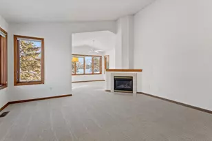 10720 57th Pl N, Plymouth, MN 55442 - Photo 8