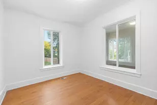 1815 Hillside Ave N, Minneapolis, MN 55411 - Photo 14