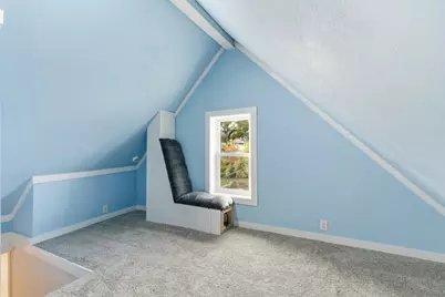 1815 Hillside Avenue N, Minneapolis, MN 55411 - Photo 24