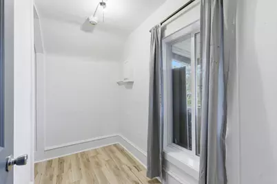 1815 Hillside Avenue N, Minneapolis, MN 55411 - Photo 20