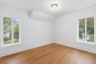 1815 Hillside Ave N, Minneapolis, MN 55411 - Photo 16