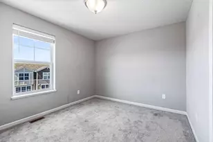 2189 Gateway Hill Rd, North Saint Paul, MN 55109 - Photo 24