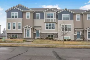 2189 Gateway Hill Rd, North Saint Paul, MN 55109 - Photo 2