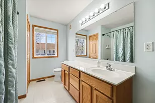 313 Frederick Cir, Hastings, MN 55033 - Photo 22