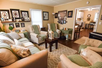 214 Markley Avenue N, Thief River Falls, MN 56701 - Photo 4