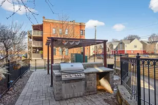 314 E 18th St, Minneapolis, MN 55404 - Photo 10