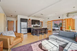 521 2nd St SE, Minneapolis, MN 55414 - Photo 2