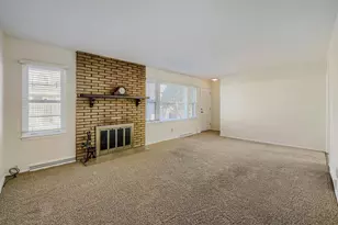 725 Pontiac Pl, Mendota Heights, MN 55120 - Photo 20
