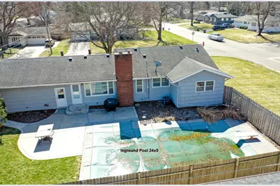 725 Pontiac Place, Mendota Heights, MN 55120 - Photo 1