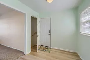 725 Pontiac Pl, Mendota Heights, MN 55120 - Photo 24